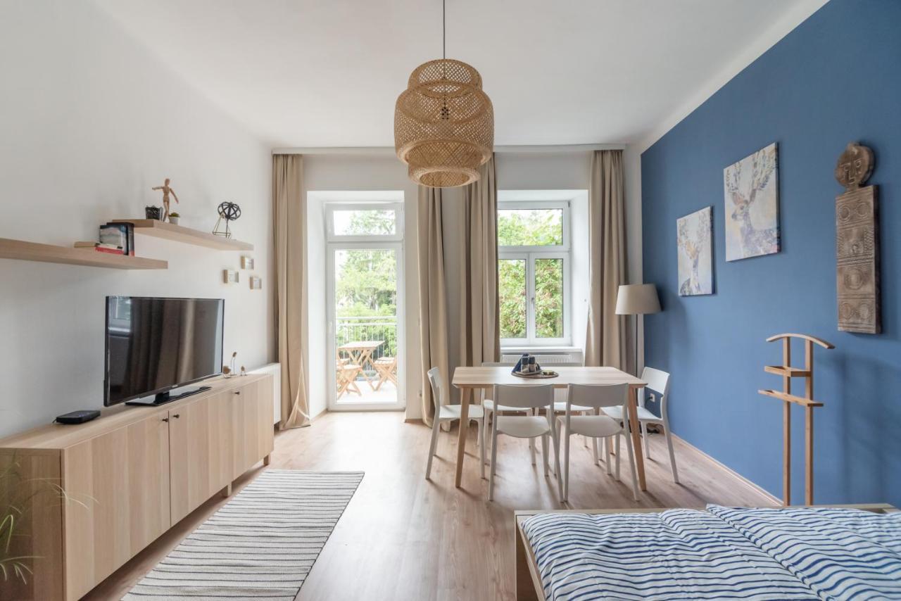 Bright, Cozy & Quiet Apartment Виена Екстериор снимка