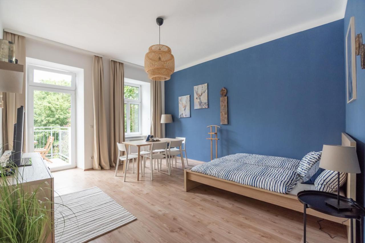 Bright, Cozy & Quiet Apartment Виена Екстериор снимка